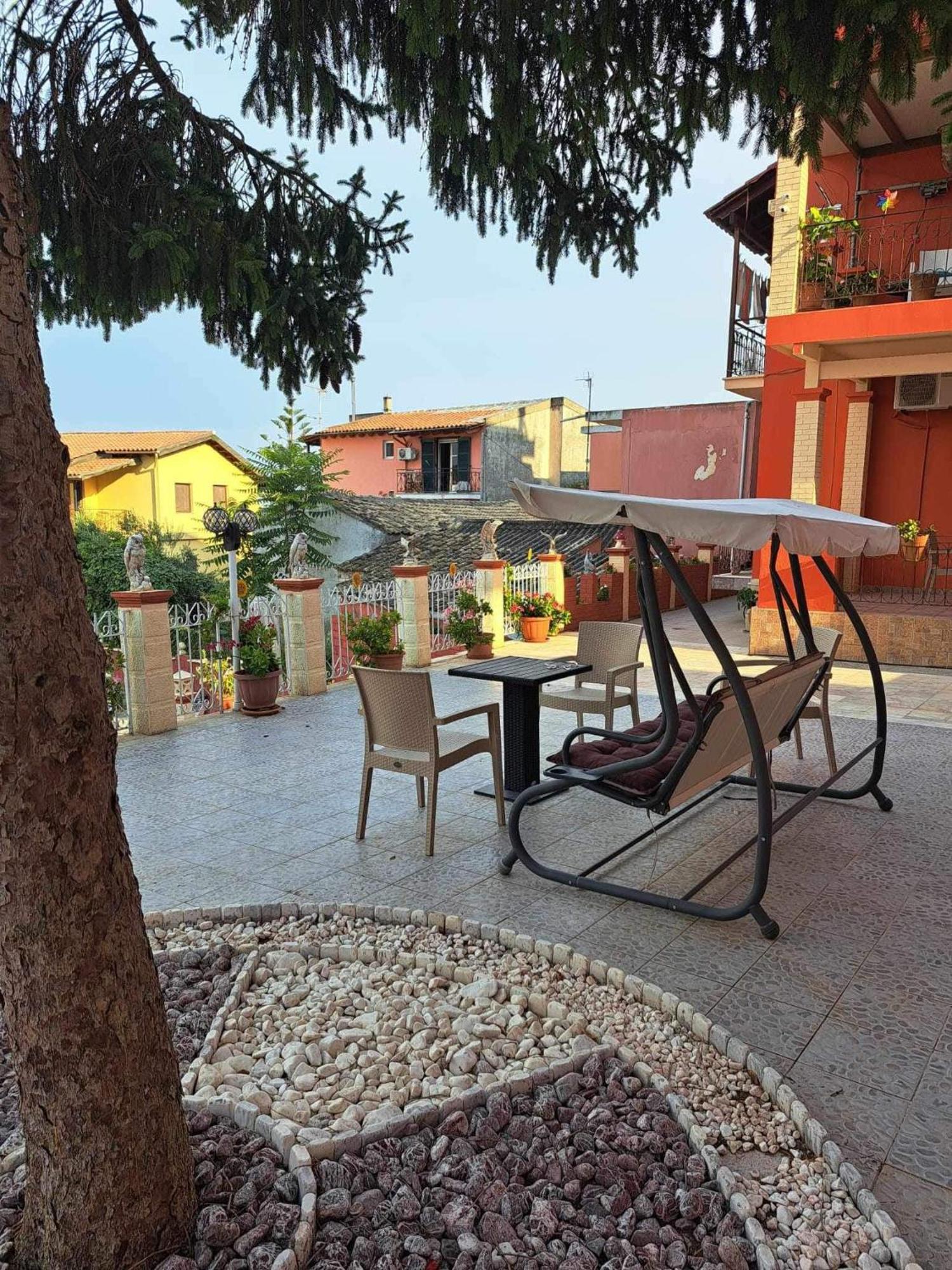 Corfu Sunflower Apartments Беніцес Екстер'єр фото